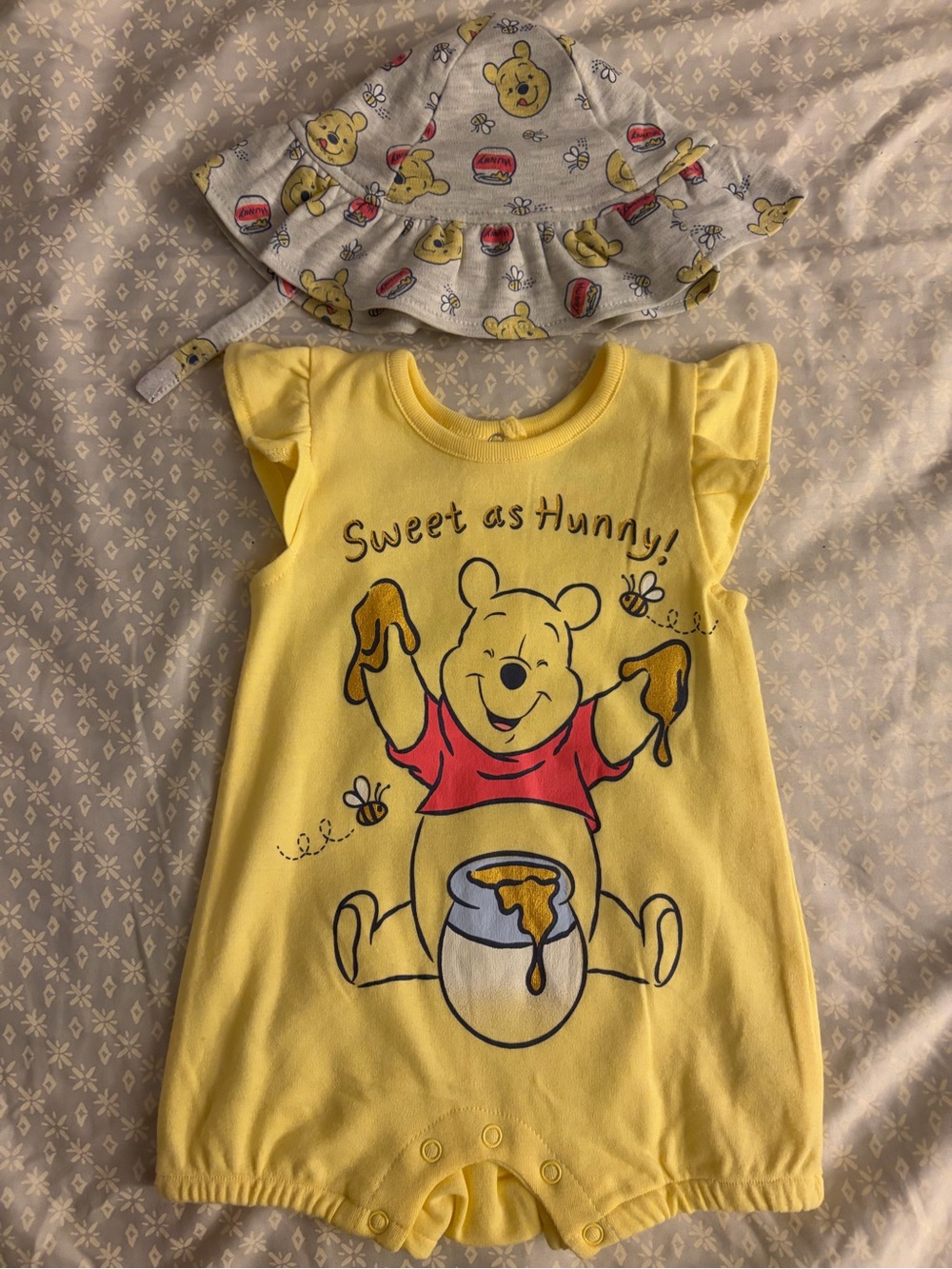 Disney Yellow Winnie the Pooh Honey Romper & Hat Set